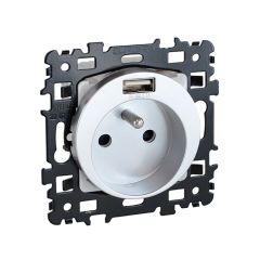 Prise 2P+T 16A + USB 2,1 A type A NF - SQUARE Silver - Eur'Ohm