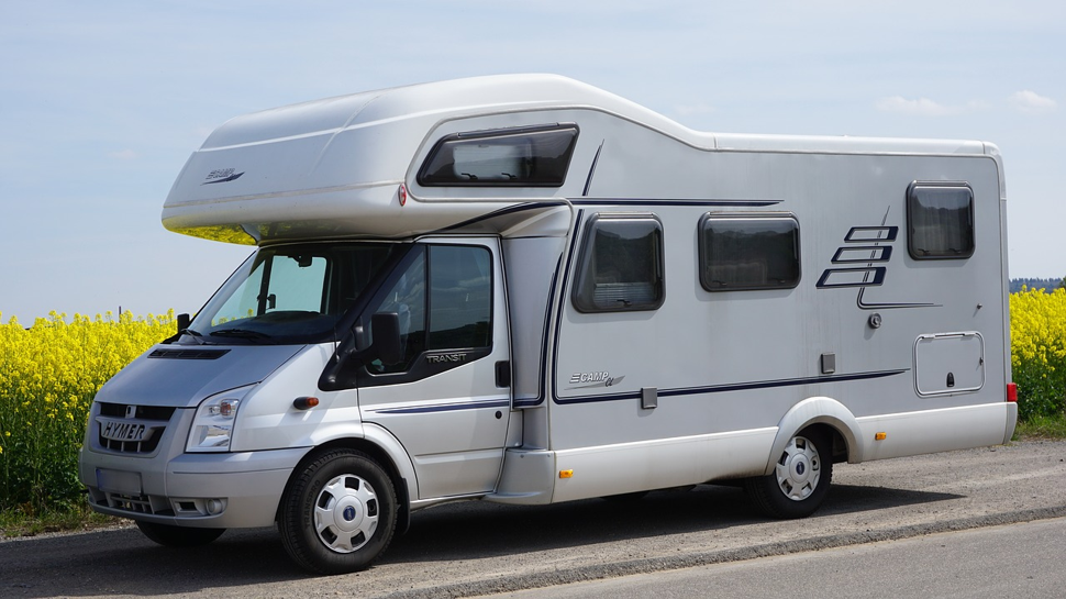 Bouchon de réservoir d'eau pour caravane et camping-car blanc avec 3  poignées encastrées 